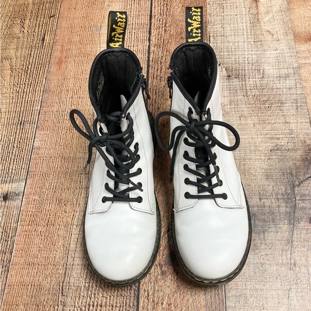 Dr. Martens Zavala J White Leather Combat Boots Side Zip AW004 SH05W Size 5 - Picture 2 of 8